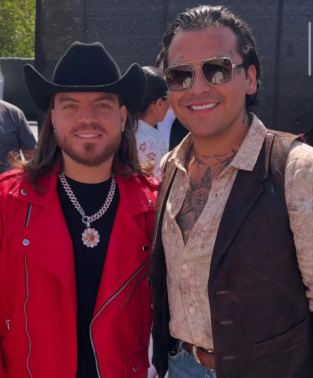 Sebas Rubio junto a Christian Nodal